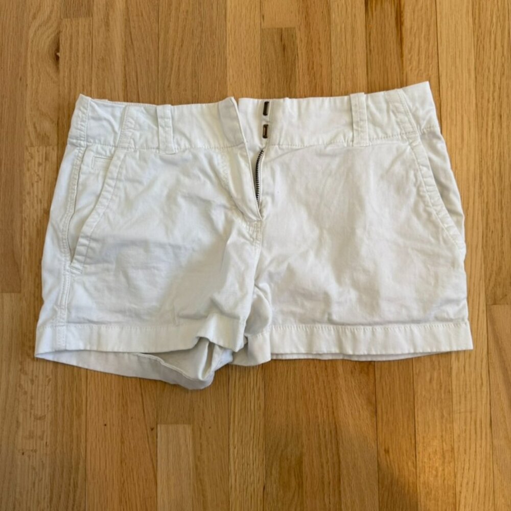 Vineyard Vines White Shorts Size 00